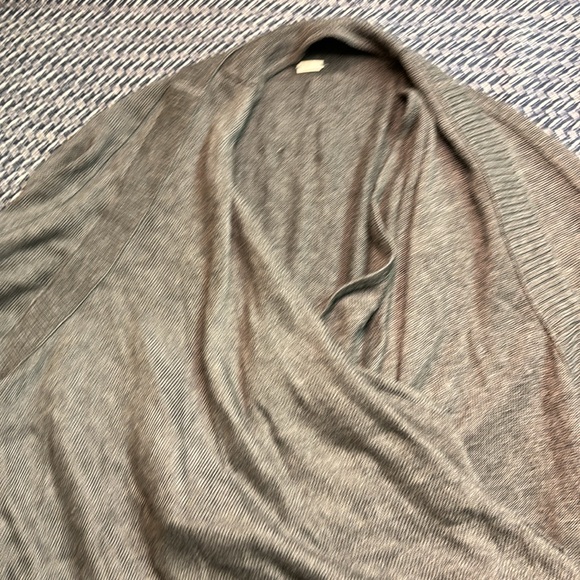 Lululemon Athletica Women’s Find Your Calm Wrap Grey Size 6-8 - Picture 2 of 8